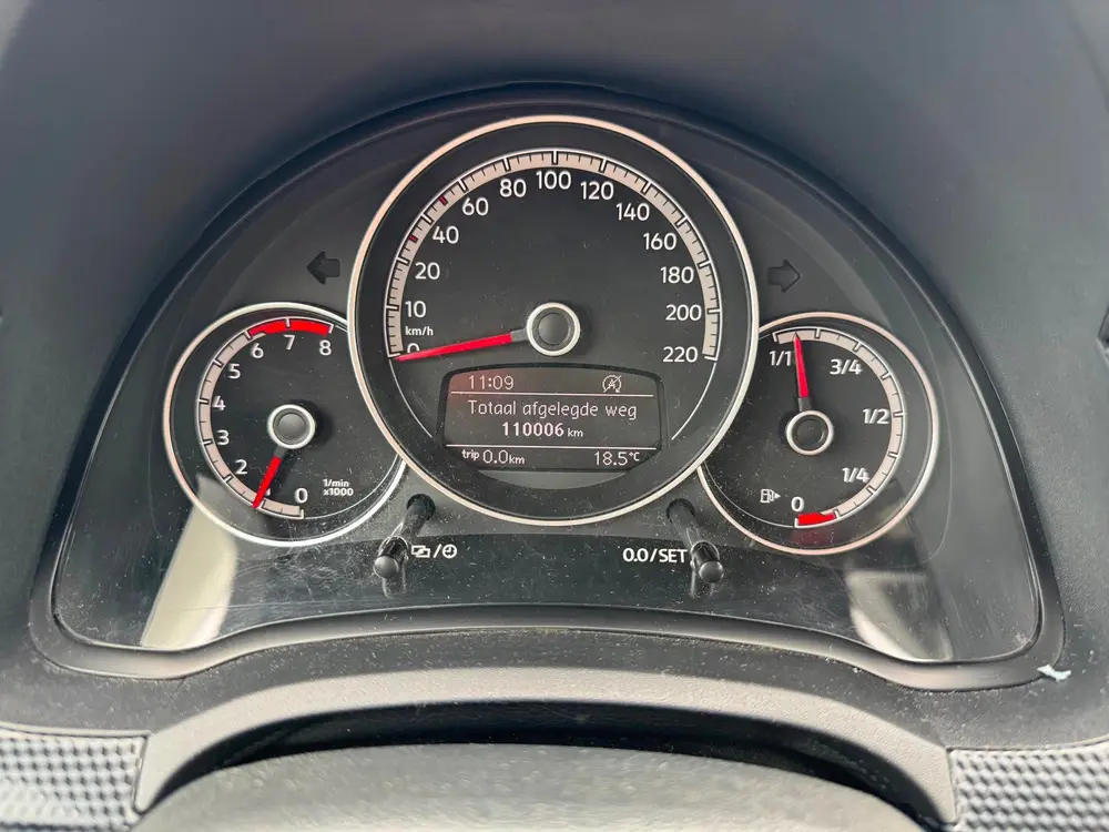 Volkswagen Up! 1.0 Camera / Clima / Cruise Control / App-ver uit 2021, foto 10