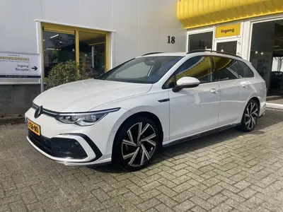 Volkswagen Golf Variant 1.5 e-TSI 3 X R-Line 180PK Automaat uit 2021