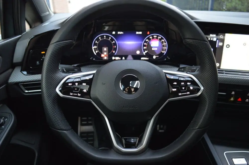 Volkswagen Golf 1.5 eTSI R-Line DSG Led Panorama Acc Sfeer C uit 2022, foto 17