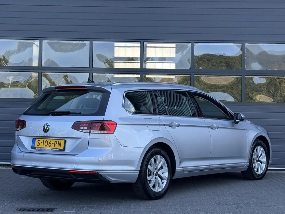 Volkswagen Passat Variant 1.5 TSI BUSINESS I AUTOMAAT I NAVI uit 2023, foto 3