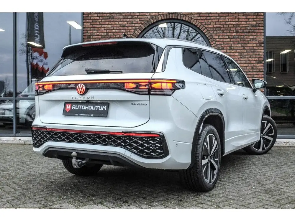 Volkswagen Tayron 1.5 eHybrid R-Line 245pk | Trekhaak | SOH uit 2025, foto 2