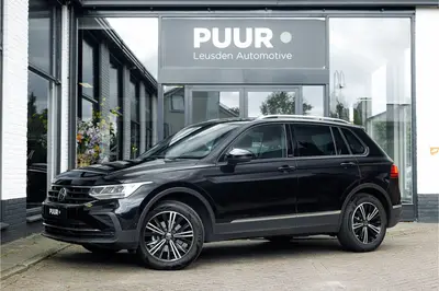 Volkswagen Tiguan 1.5 TSI Life Business Carplay - Trekhaak uit 2021
