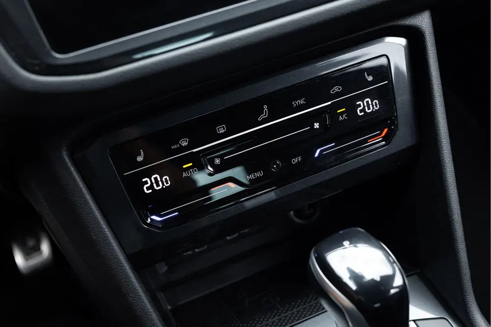 Volkswagen Tiguan 1.5 TSI Life Business Carplay - Trekhaak uit 2021, foto 16
