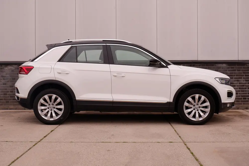 Volkswagen T-Roc 1.5 TSI Sport | Pano | Trekhaak | LED | Car uit 2019, foto 18