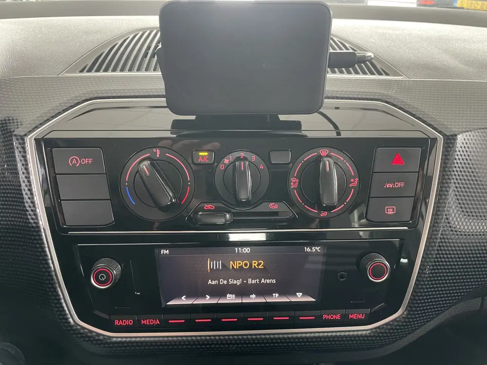 Volkswagen Up! 1.0 BMT move up! Airco - Bluetooth - Centrale uit 2020, foto 11