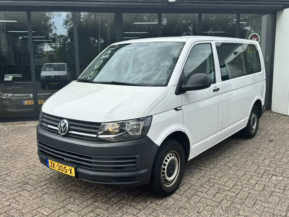 Volkswagen Transporter Kombi 2.0 TDI L1H1 *Climatronic* 9-pe uit 2019, foto 2