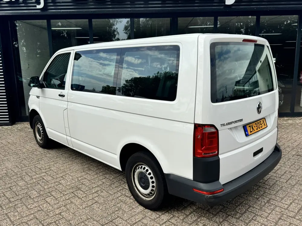 Volkswagen Transporter Kombi 2.0 TDI L1H1 *Climatronic* 9-pe uit 2019, foto 8