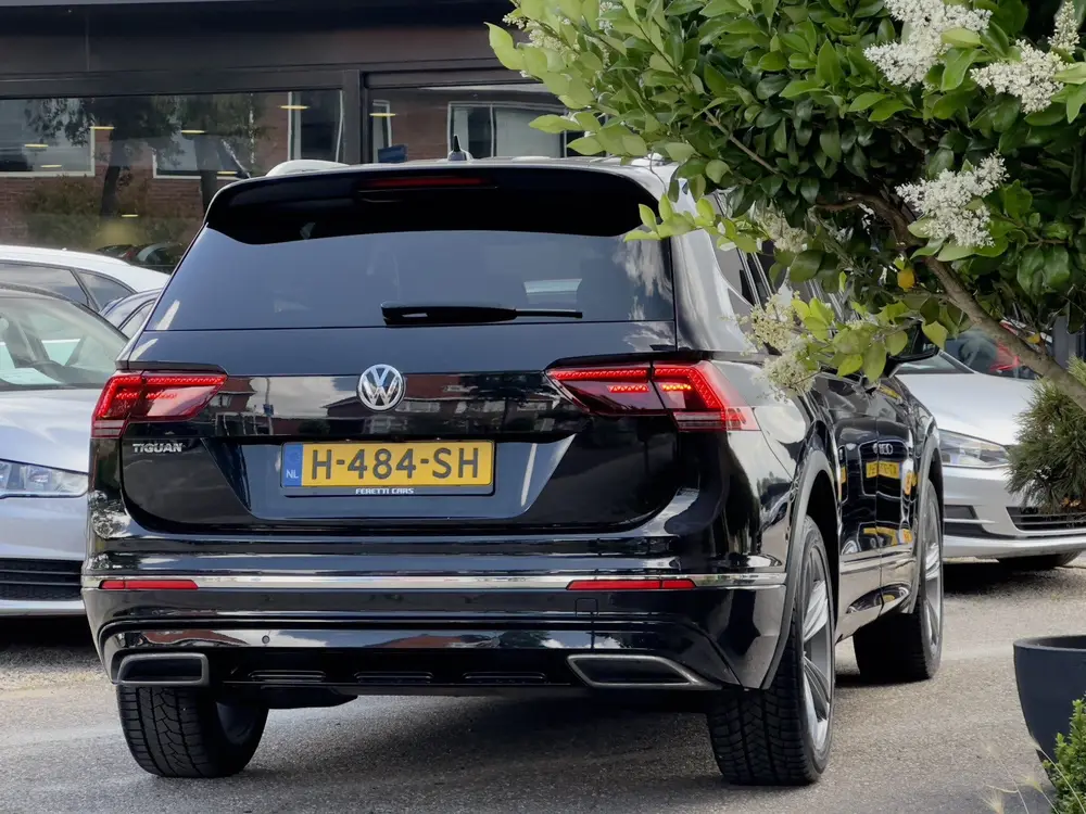 Volkswagen Tiguan Allspace 1.5 TSI AUT7 R-LINE HIGHLINE NAVI uit 2020, foto 11