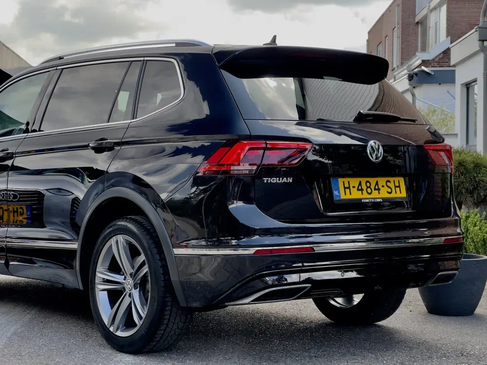 Volkswagen Tiguan Allspace 1.5 TSI AUT7 R-LINE HIGHLINE NAVI uit 2020, foto 15