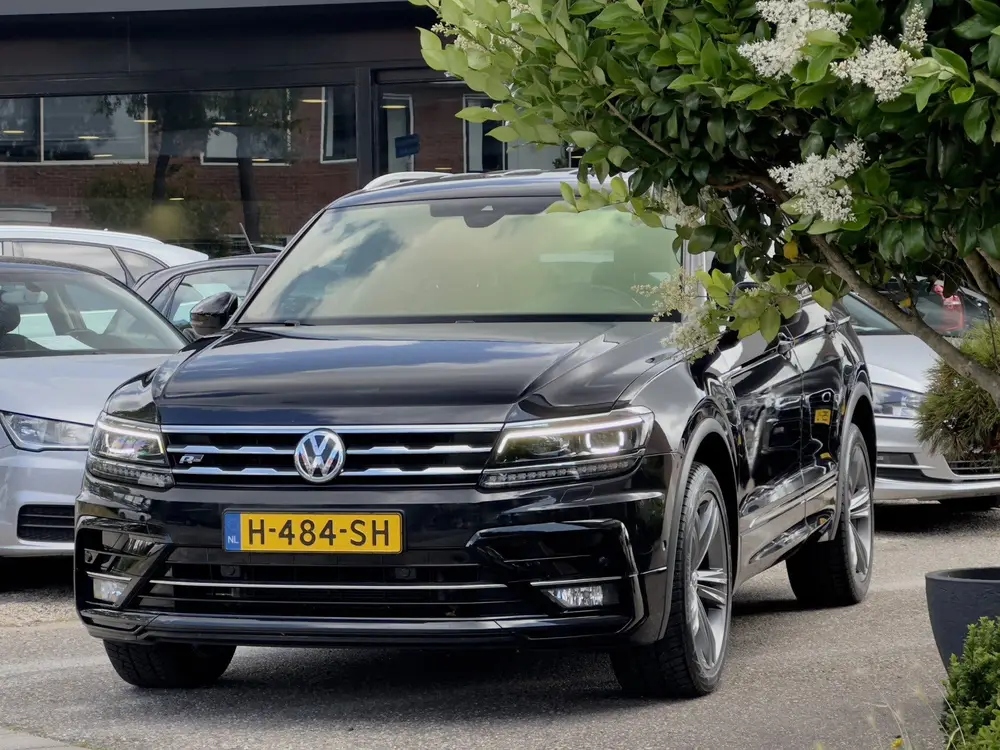 Volkswagen Tiguan Allspace 1.5 TSI AUT7 R-LINE HIGHLINE NAVI uit 2020, foto 9