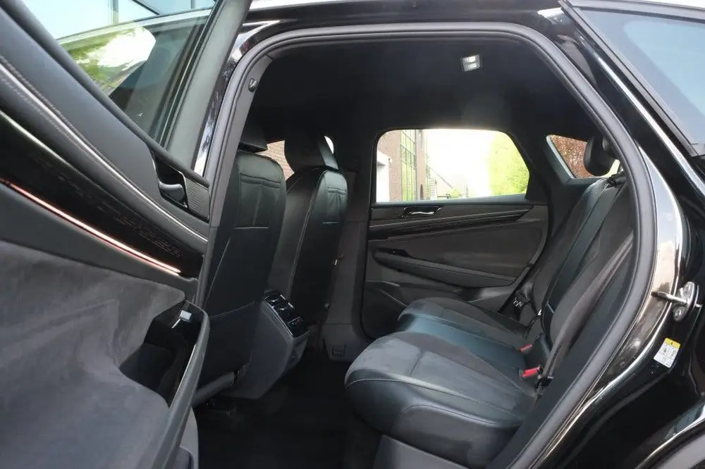 Volkswagen ID.7 Pro 286pk 82kwh | SOH 100% | Trekhaak uit 2024, foto 9