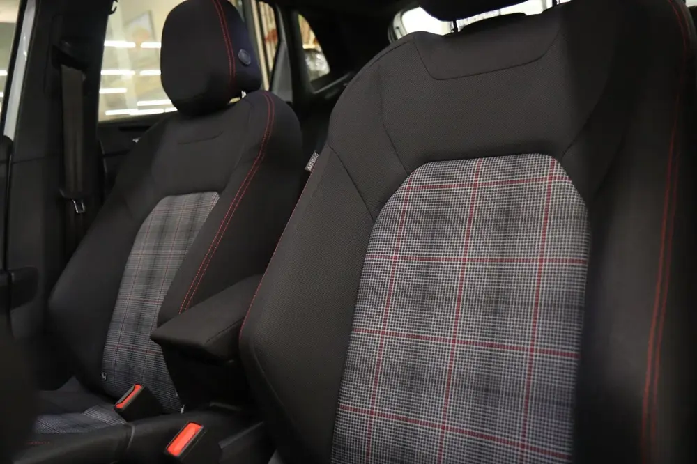 Volkswagen Polo 2.0 TSI GTI VIRTUAL/PANO/CARPLAY/IQ-LIGHT/SF uit 2022, foto 12