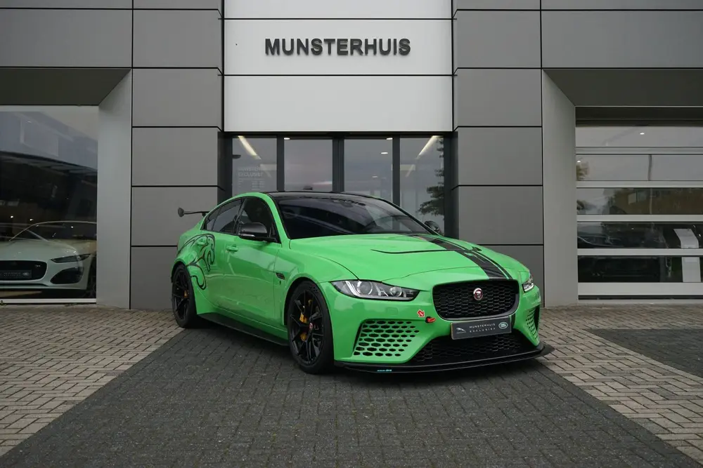 Jaguar XE 5.0 SV Project 8 | 1 of 300 | (bj 2019, automaat) uit 2019, foto 9