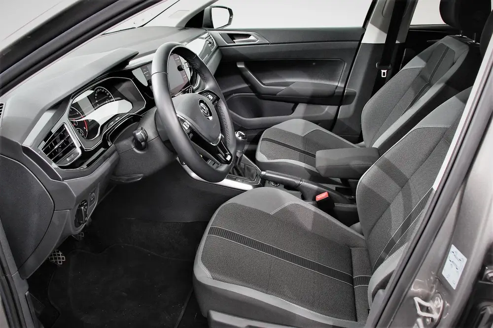 Volkswagen Polo 1.0 TSI 116pk Highline Climate Control Navig uit 2020, foto 2