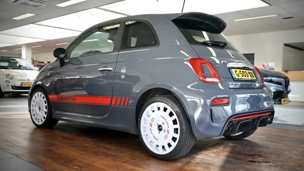Abarth 500 1.4 T-Jet Abarth 595 | 180 PK | OZ wielen | Sport uit 2019, foto 7