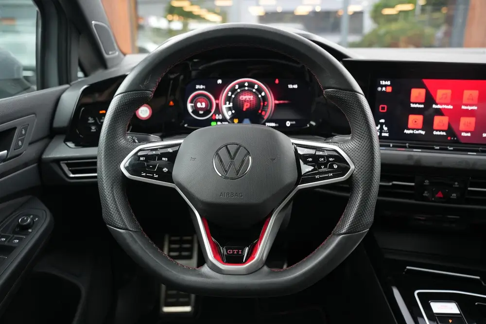 Volkswagen Golf 2.0 TSI GTI Pano IQ 245PK H&K uit 2024, foto 6
