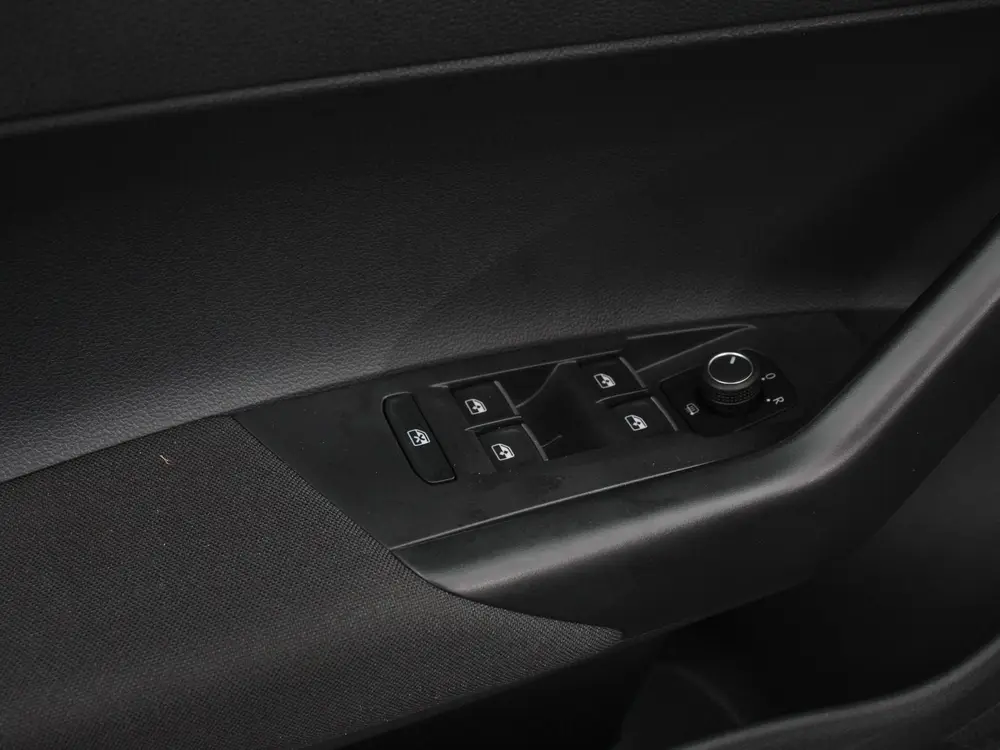 Volkswagen Polo 1.0 TSI Move Navigatie App Connect / Android uit 2024, foto 13