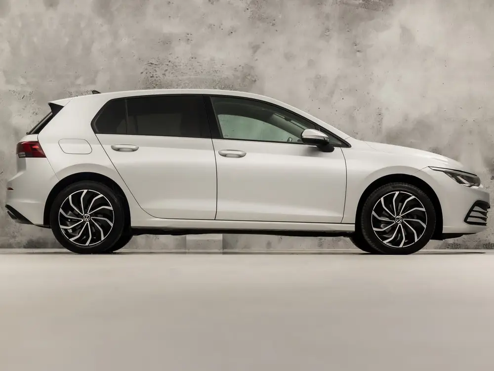 Volkswagen Golf 1.5 TSI Sport (APPLE CARPLAY, GROOT NAVI, 4 uit 2020, foto 4