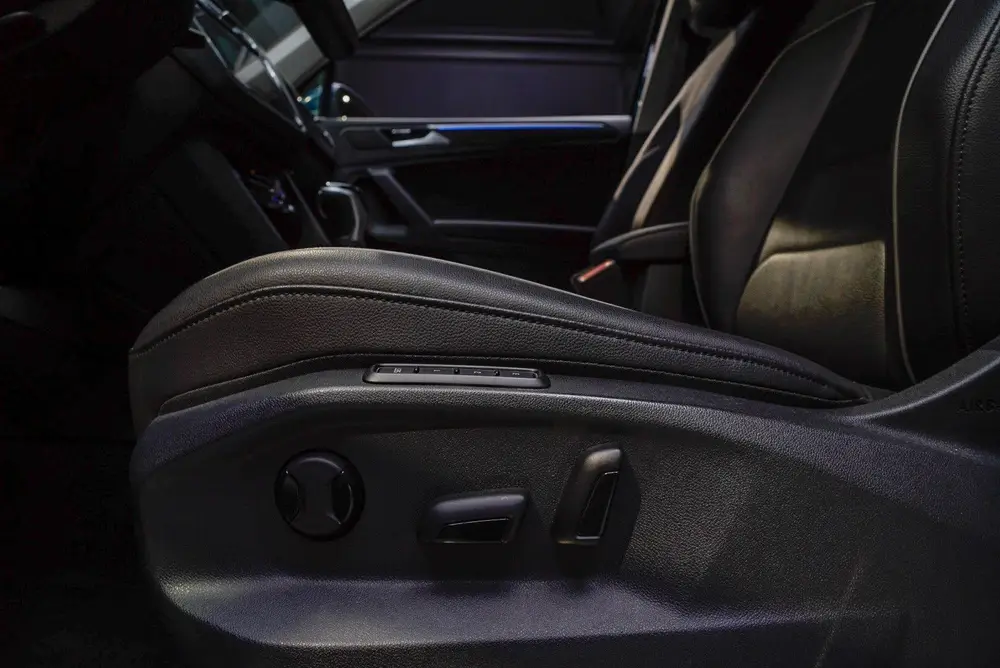 Volkswagen Tiguan 1.4 TSI eHybrid HUD Leer Navi Memory seats uit 2022, foto 14