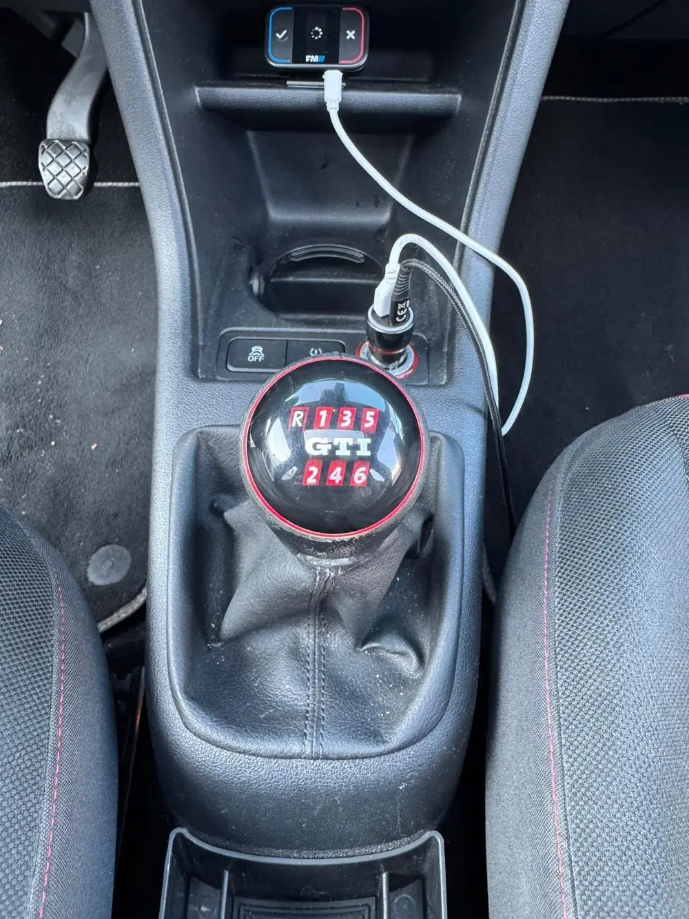 Volkswagen Up! 1.0 GTI 116PK 5D 2019 Zwart uit 2019, foto 15