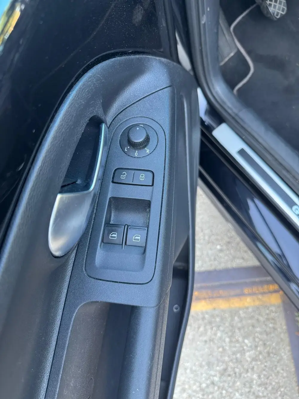 Volkswagen Up! 1.0 GTI 116PK 5D 2019 Zwart uit 2019, foto 16