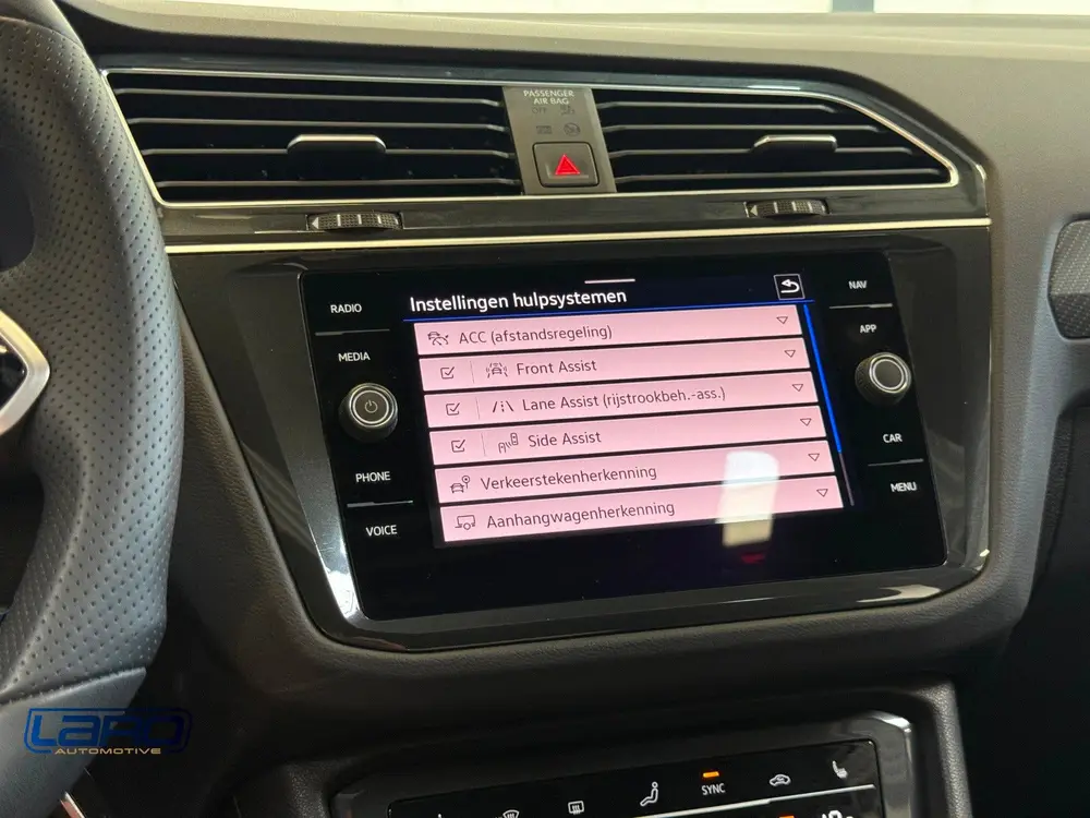 Volkswagen Tiguan 1.5 TSI R-Line | Pano Trekhaak IQ.Lights C uit 2021, foto 15