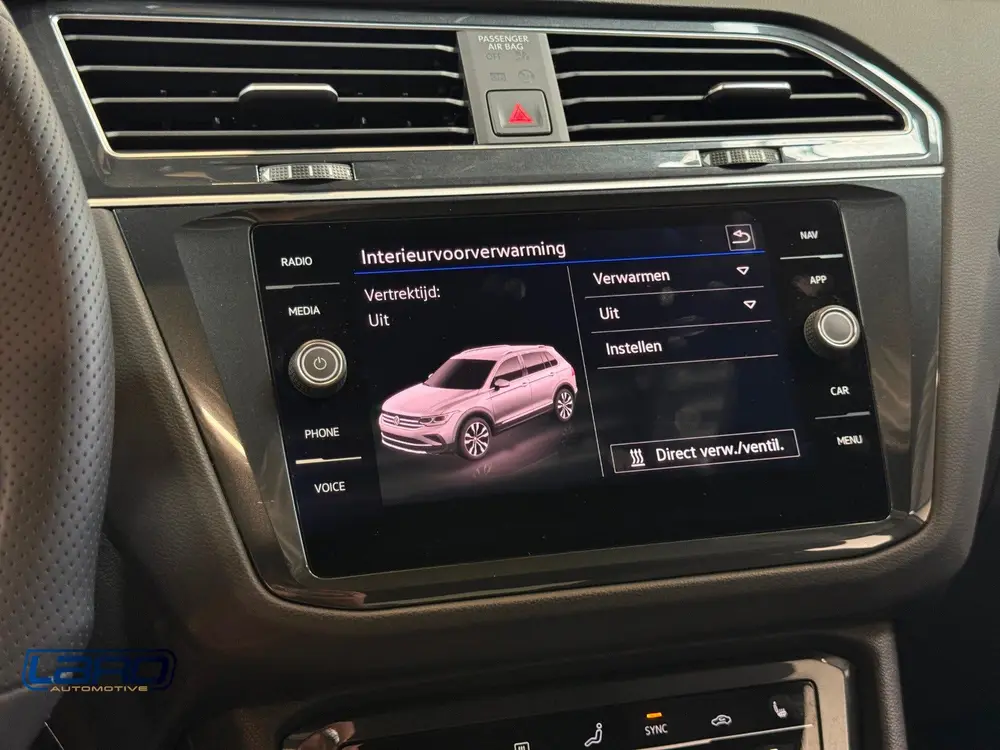 Volkswagen Tiguan 1.5 TSI R-Line | Pano Trekhaak IQ.Lights C uit 2021, foto 17
