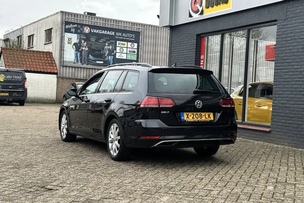 Volkswagen Golf 1.0 TSI Highline (bj 2020) uit 2020, foto 10