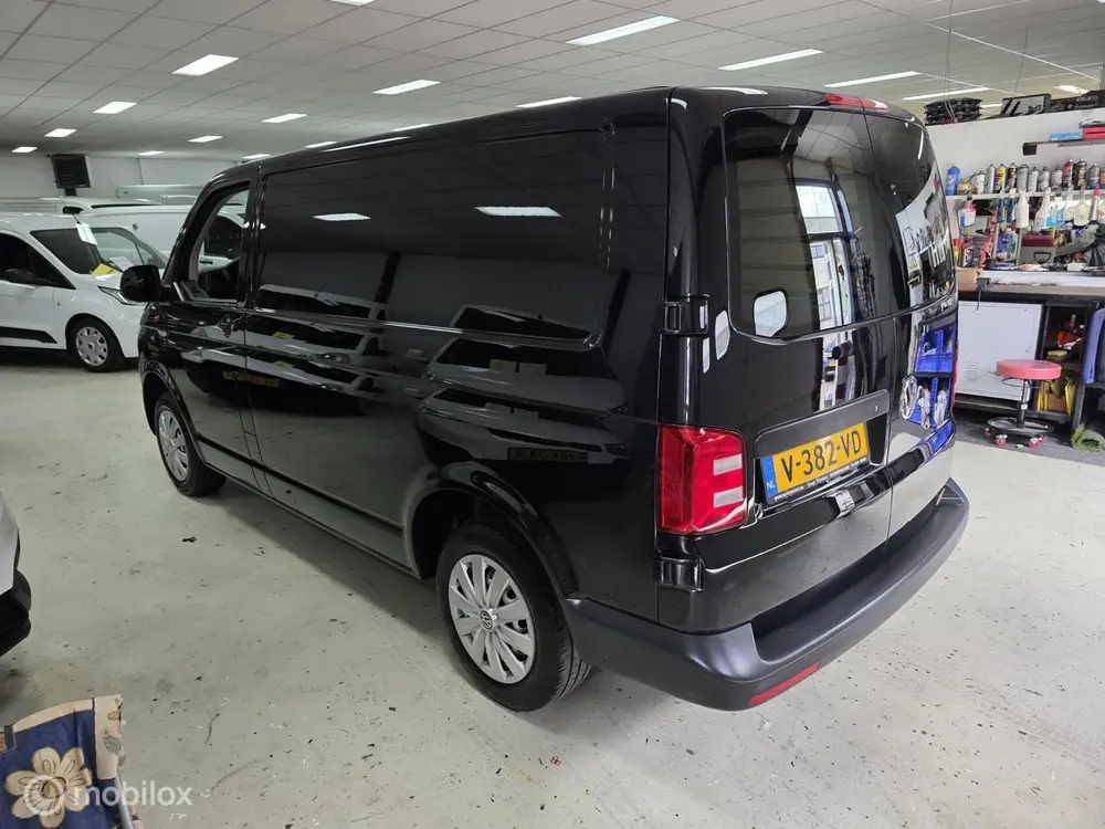 Volkswagen Transporter 2.0 TDI L1H1 Airco Cruise uit 2019, foto 4