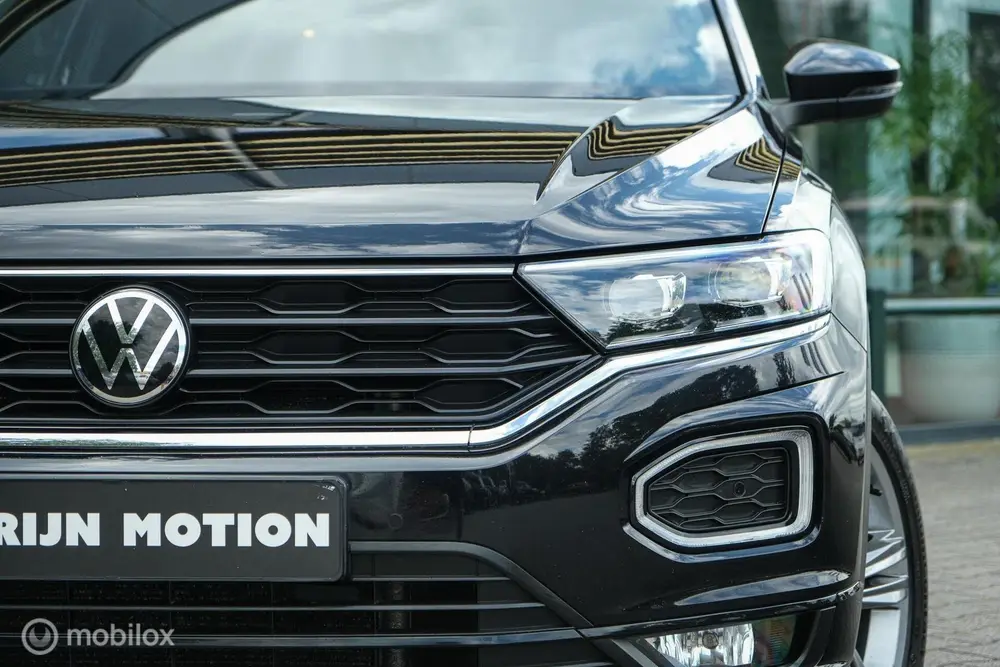 Volkswagen T-Roc 1.5 TSI Sport R-Line | LED | Pano | Stoelve uit 2021, foto 12