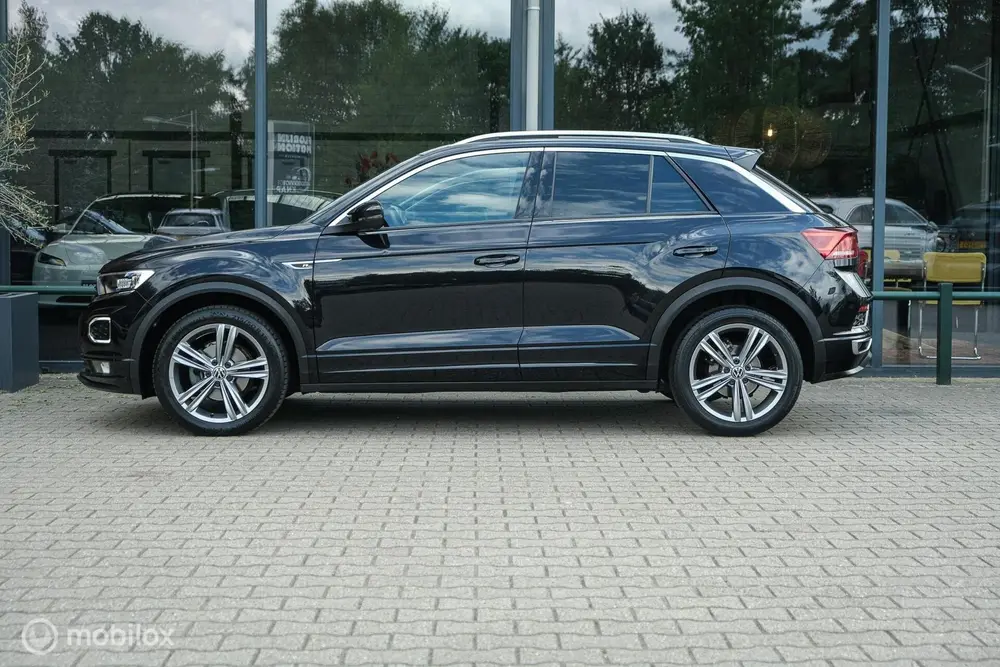 Volkswagen T-Roc 1.5 TSI Sport R-Line | LED | Pano | Stoelve uit 2021, foto 3