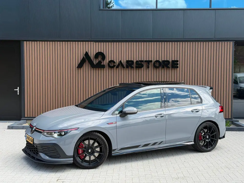 Volkswagen Golf 2.0 TSI GTI CLUBSPORT MILLTEK MAXTON PANO uit 2021