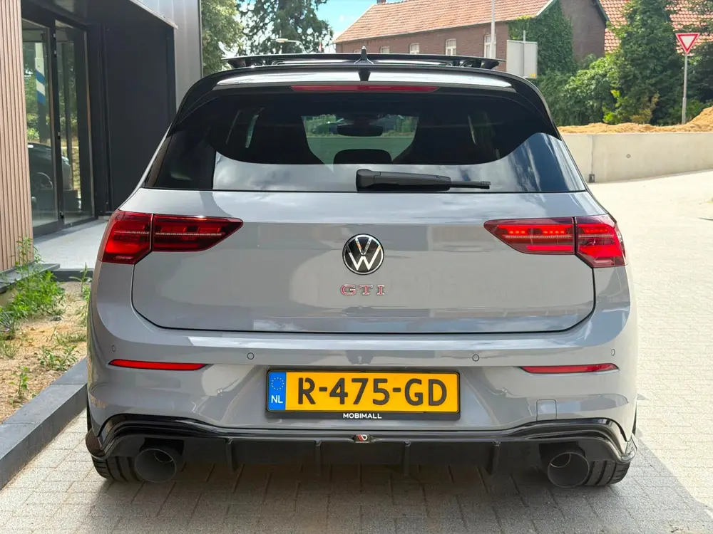Volkswagen Golf 2.0 TSI GTI CLUBSPORT MILLTEK MAXTON PANO uit 2021, foto 17