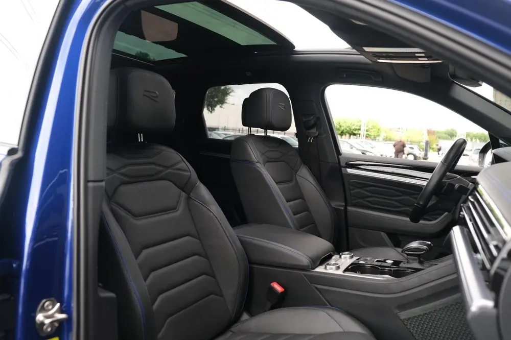 Volkswagen Touareg 3.0 TSi eHybrid R 462PK 4MOTION Pano Lede uit 2020, foto 4