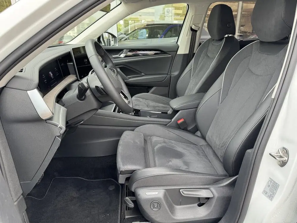 Volkswagen Tayron 1.5 eTSI Elegance 7p. | Trekhaak | 360° c uit 2025, foto 14