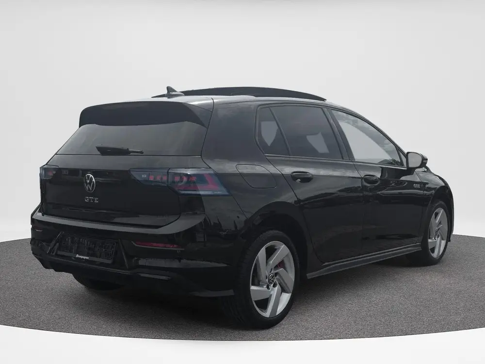 Volkswagen Golf 1.5 eHybrid GTE | Trekhaak | Pano Dak | Lede uit 2025, foto 2