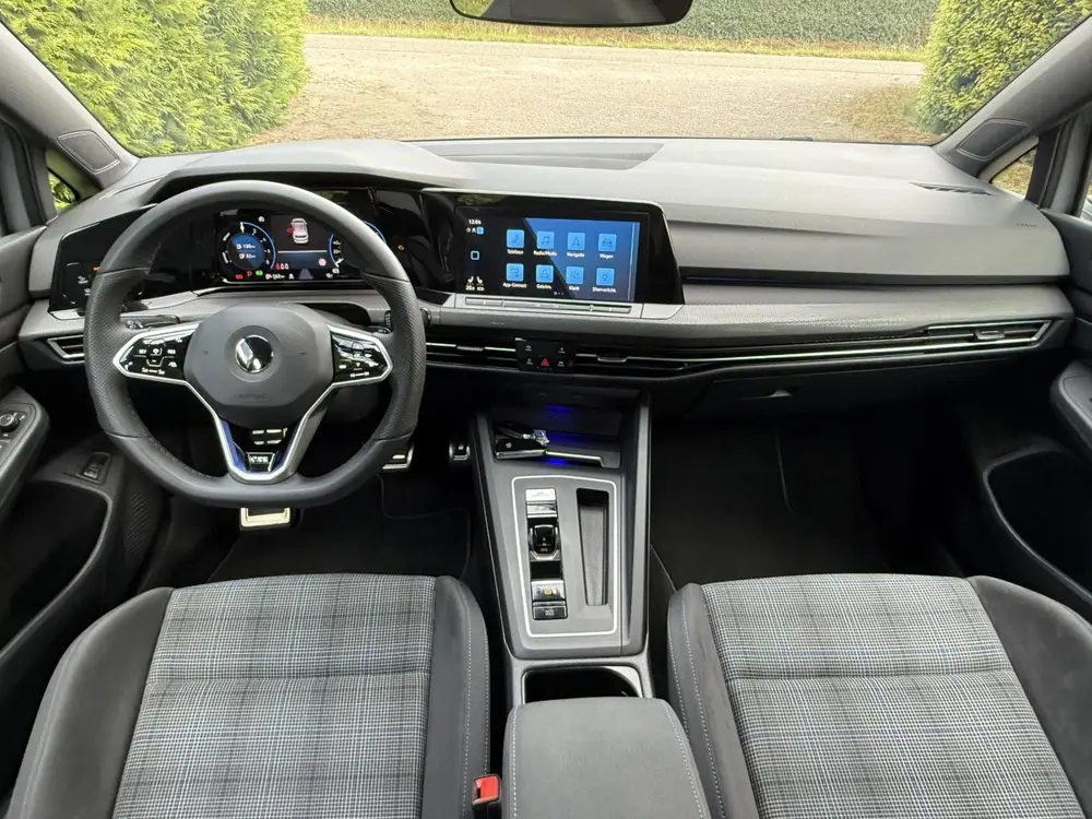 Volkswagen Golf VW Golf GTE|ACC| IQLights||BLack-on-Black|SOH 95% uit 2021, foto 14