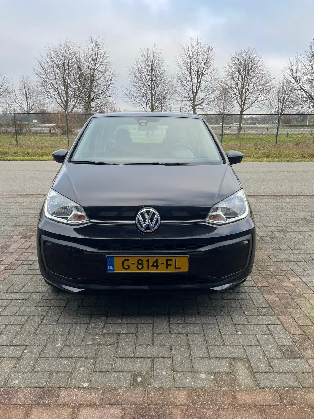 Volkswagen Up! 1.0 60PK 5D BMT 2019 Zwart uit 2019