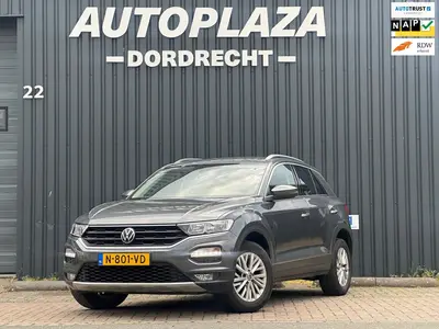 Volkswagen T-Roc 1.5 TSI Style DSG|ACC|PDC|CARPLAY|NAVI| uit 2021
