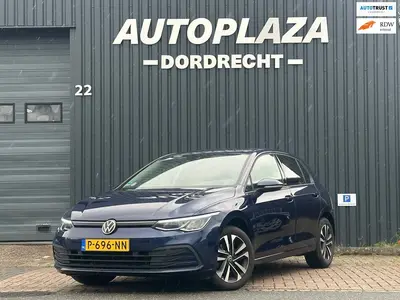 Volkswagen Golf 1.0 TSI Life Business Dealeronderh |Apple ca uit 2021