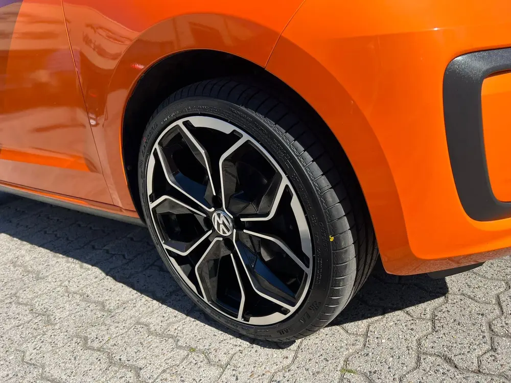 Volkswagen Up! 1.0 airco, sportvelgen, multistuur, elek rame uit 2020, foto 16