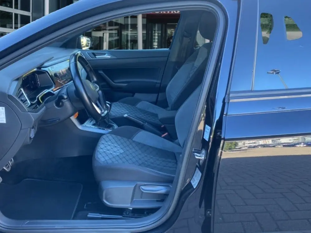 Volkswagen Polo 1.0 TSI R-LINE DIGITALE-COCKPIT/NAVI/CAMERA/ uit 2023, foto 11
