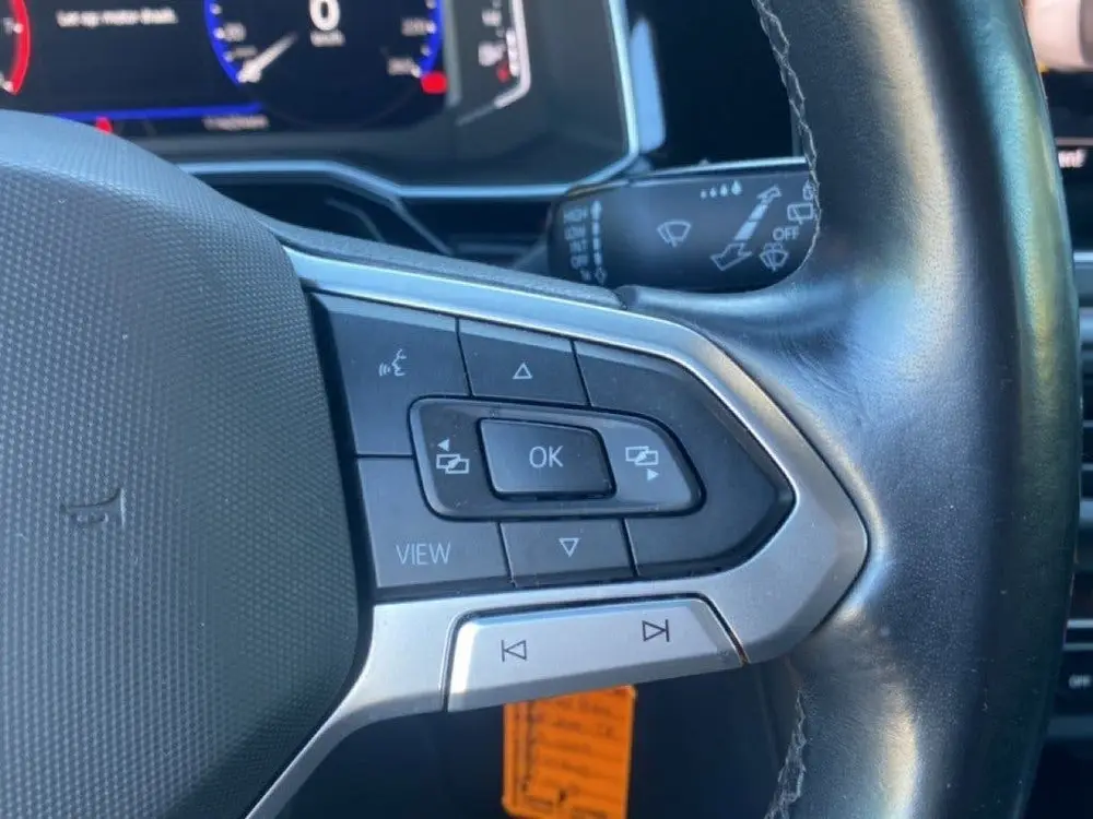 Volkswagen Polo 1.0 TSI R-LINE DIGITALE-COCKPIT/NAVI/CAMERA/ uit 2023, foto 17
