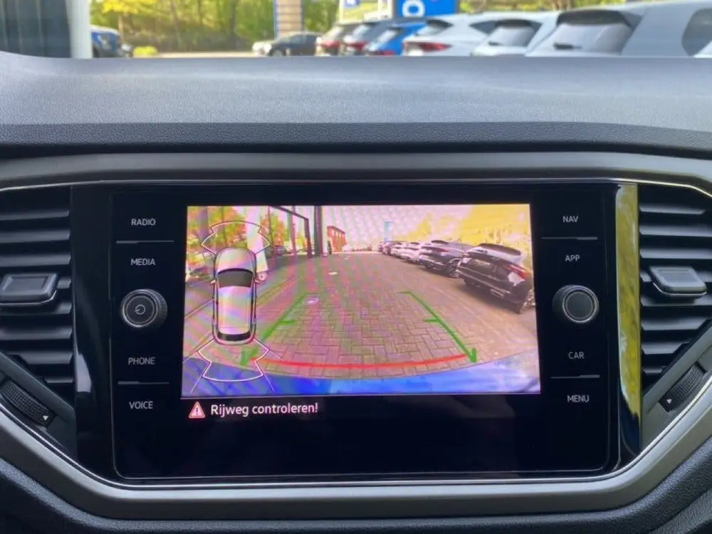 Volkswagen T-Roc 1.0 TSI STYLE BUSINESS CAMERA/ACC/CLIMA/DAB uit 2021, foto 19