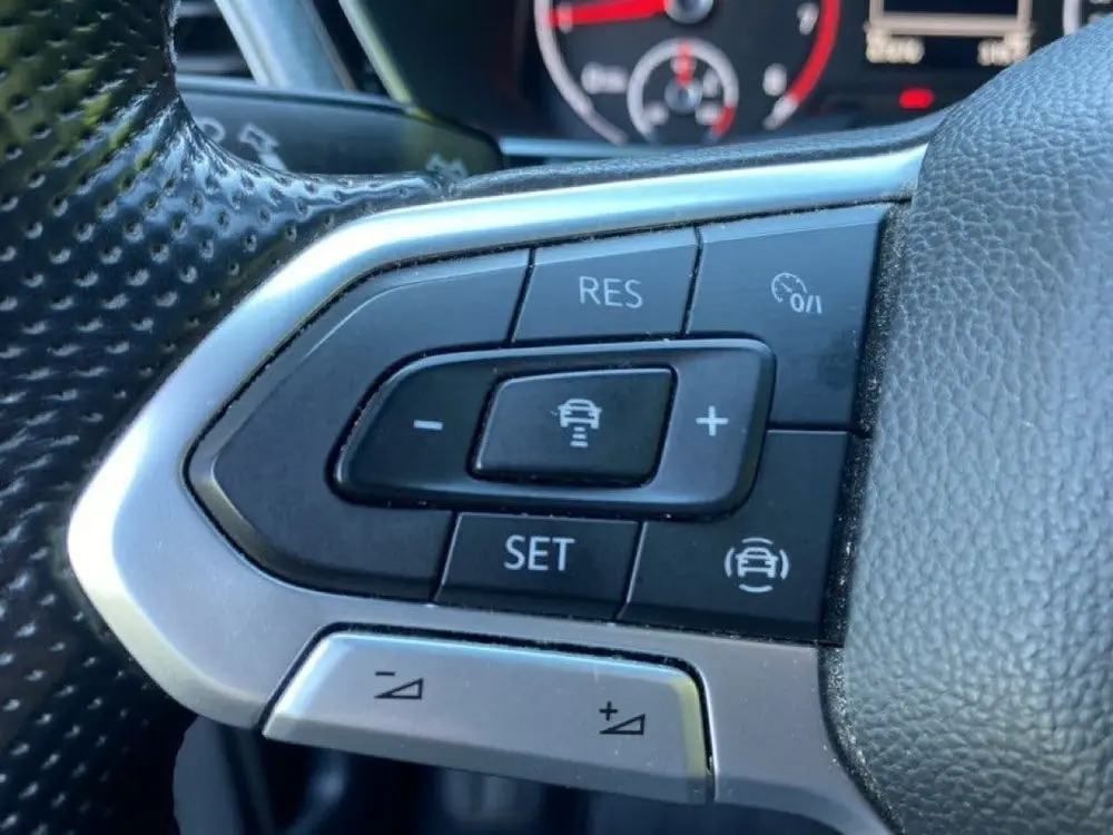 Volkswagen T-CROSS 1.0 TSI R-LINE TREKHAAK/CAMERA/ACC/LED/CA uit 2020, foto 16