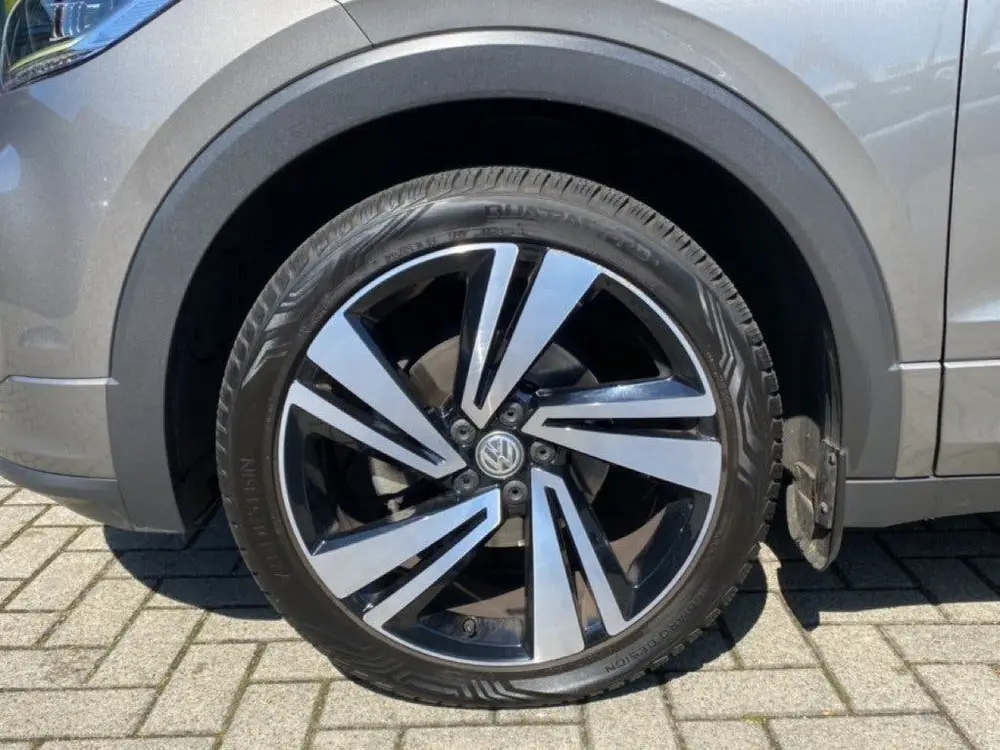 Volkswagen T-CROSS 1.0 TSI R-LINE TREKHAAK/CAMERA/ACC/LED/CA uit 2020, foto 9