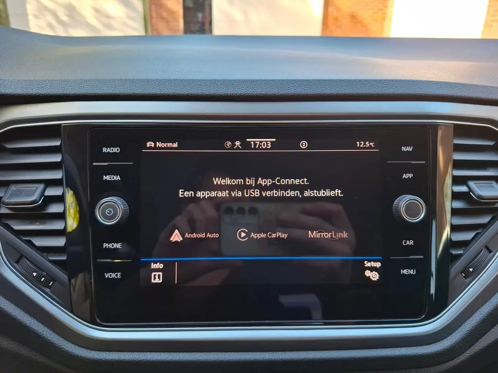 Volkswagen T-Roc 1.0 TSI Style Business metallic grijs. o.a. uit 2021, foto 9
