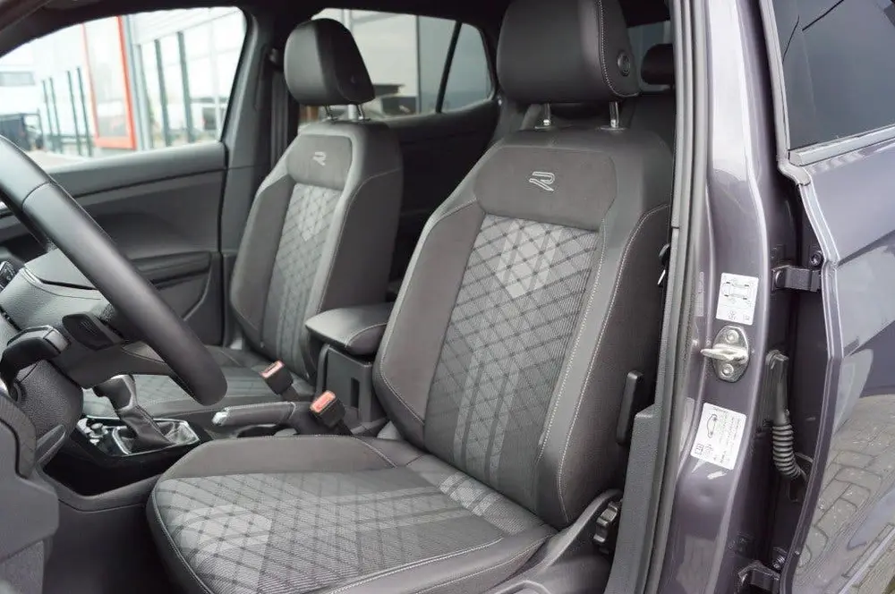 Volkswagen T-Cross 1.5 TSI DSG R-Line 150 pk / Navi/ Camera uit 2024, foto 3