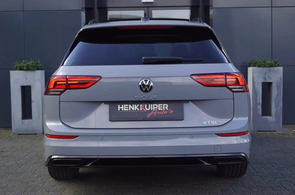 Volkswagen Golf Variant 1.5 eTSI DSG R-Line 150pk /Panodak / uit 2024, foto 8