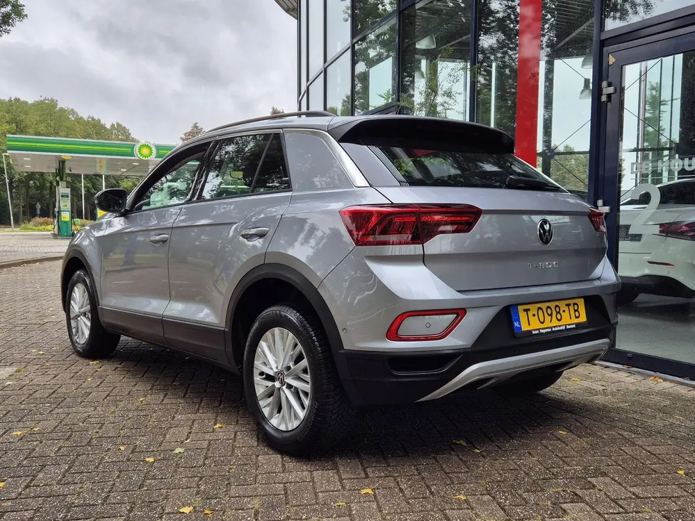 Volkswagen T-Roc 1.0 TSI Life | Navigatie | Digitaal Dashboard | Adapt. Cruise Control T-Roc 1.0 TSI Life | Navigatie | Digitaal dashboa uit 2023, foto 5